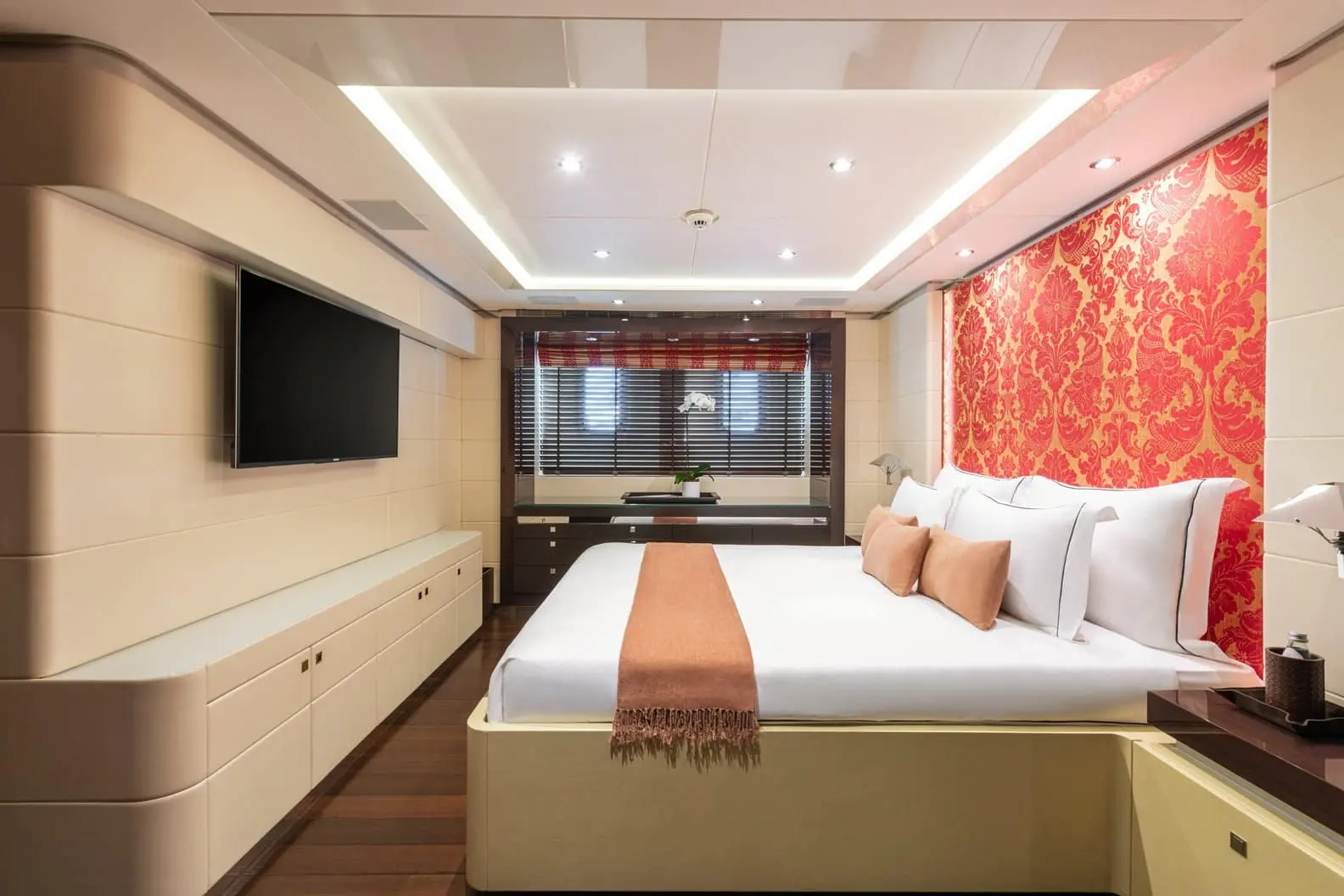 Heesen 5000 double guest cabin with damask feature wall