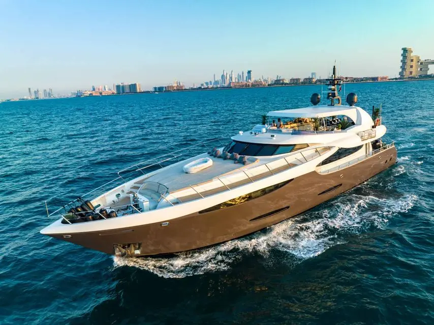 Must Visit Destinations in a Luxury Yacht Rental Dubai