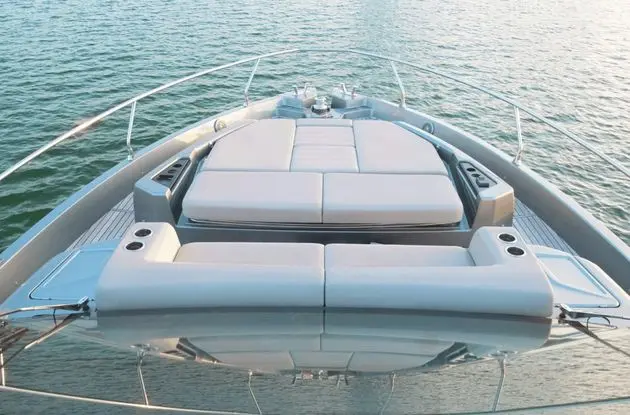 Cranchi 52 Evoluzione foredeck sunpad and seating from the bow