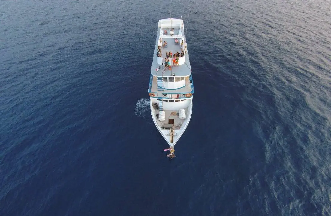 Destination wedding on Yacht 