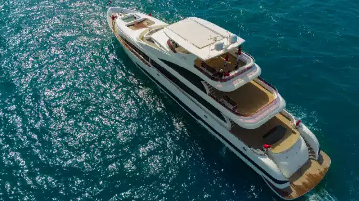 Luxury Yacht Charter