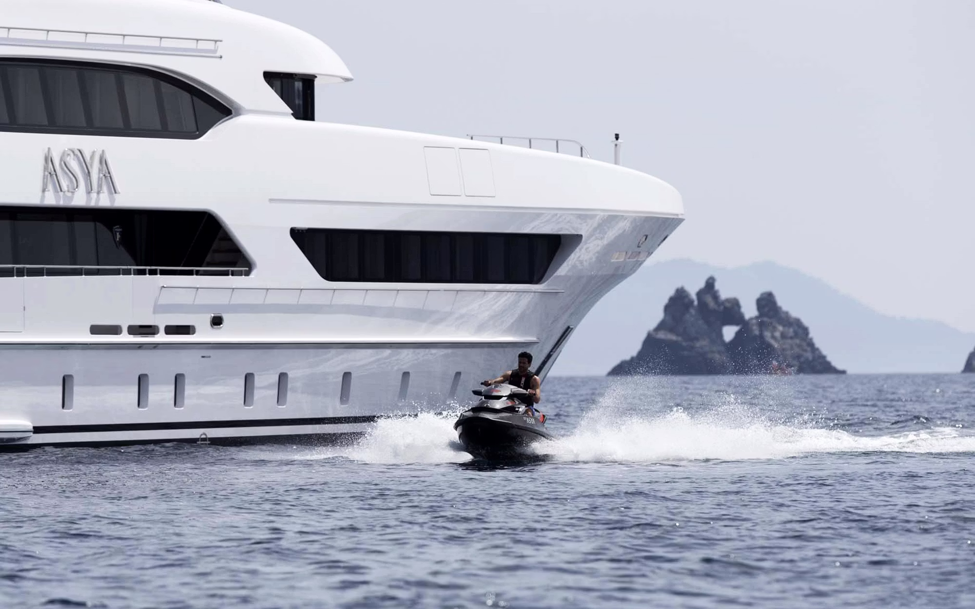Jet ski ride near Sofiya 153 yacht in Dubai waters
