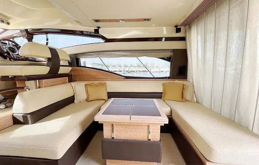 Mia 48 Azimut yacht exterior profile in Dubai