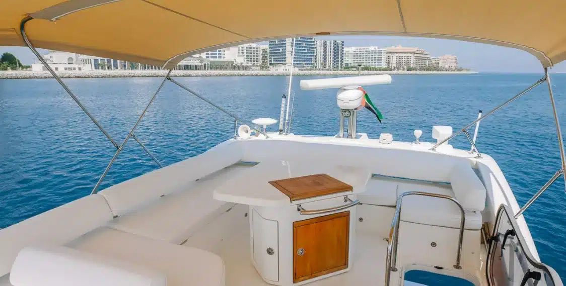 Mia 48 Azimut yacht stateroom