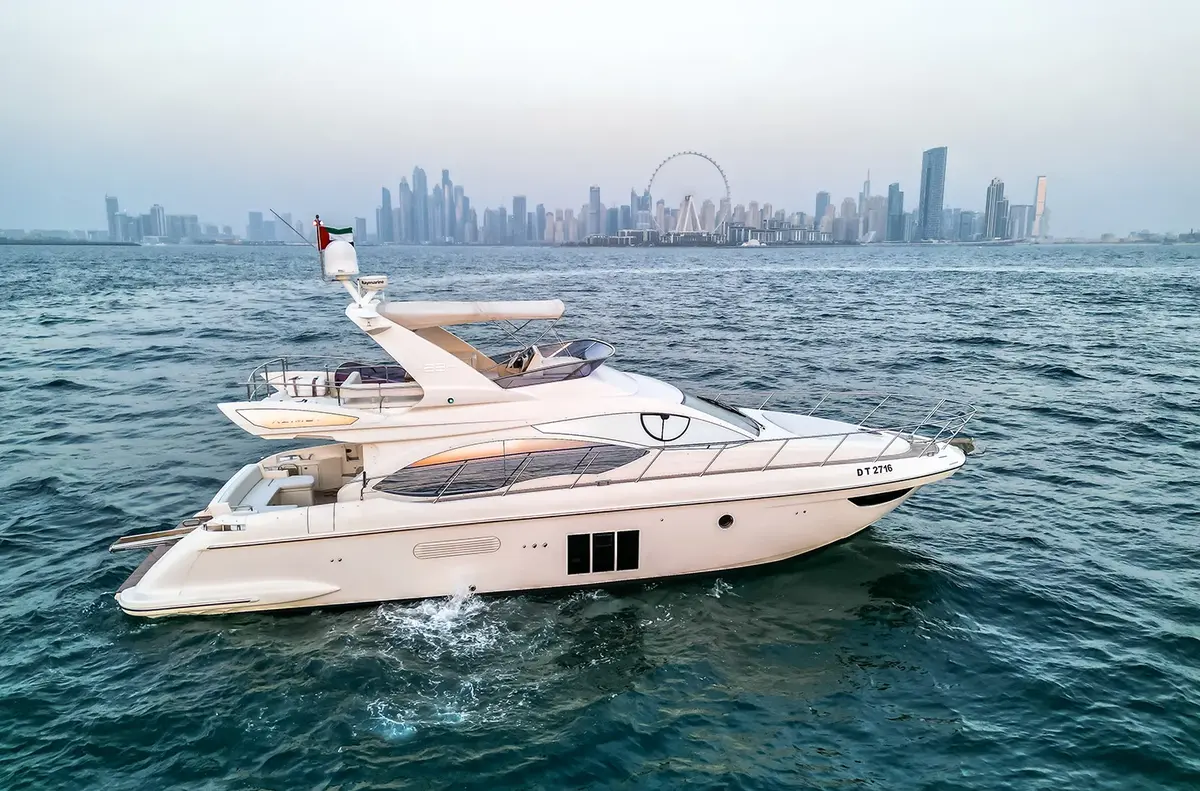 Eva 60 Azimut yacht exterior cruising