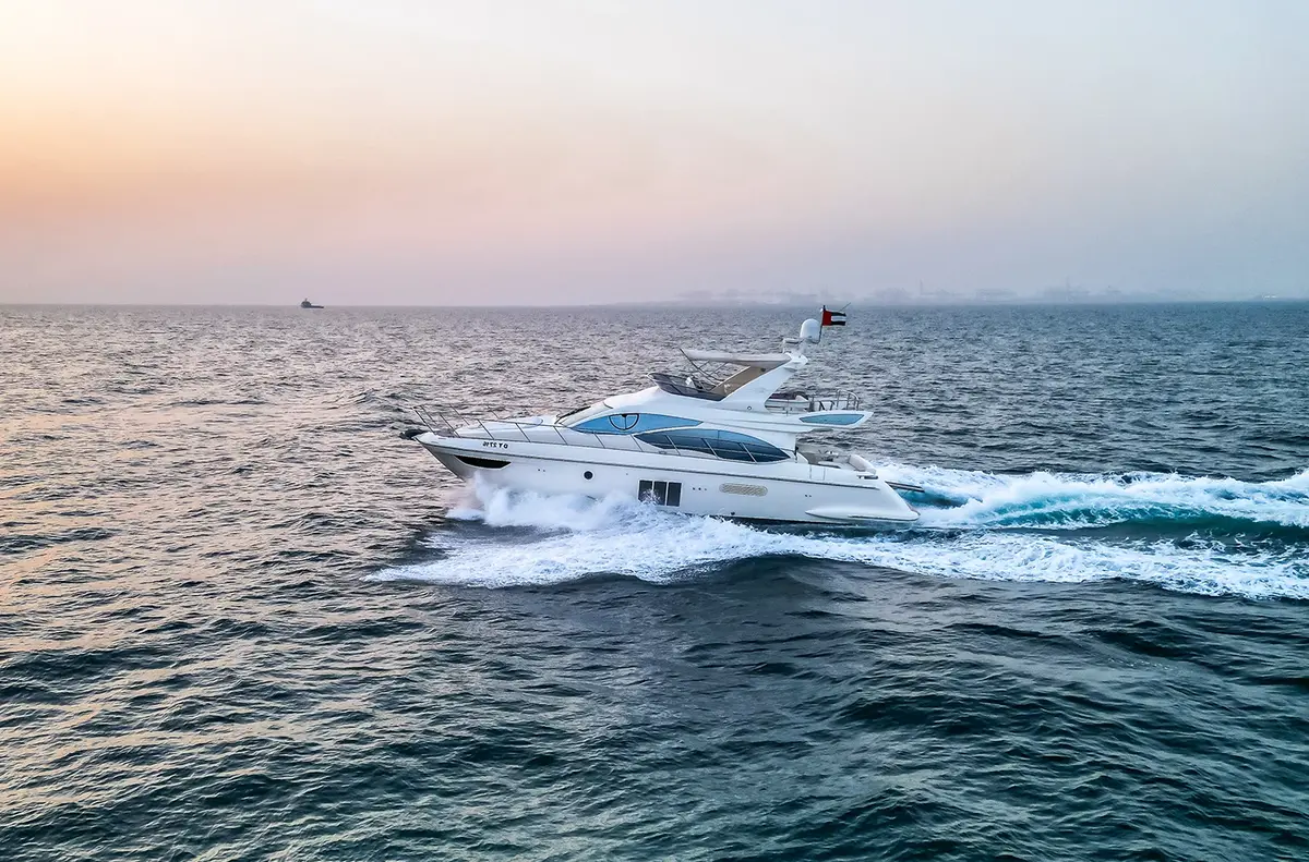 Eva 60 Azimut yacht exterior view