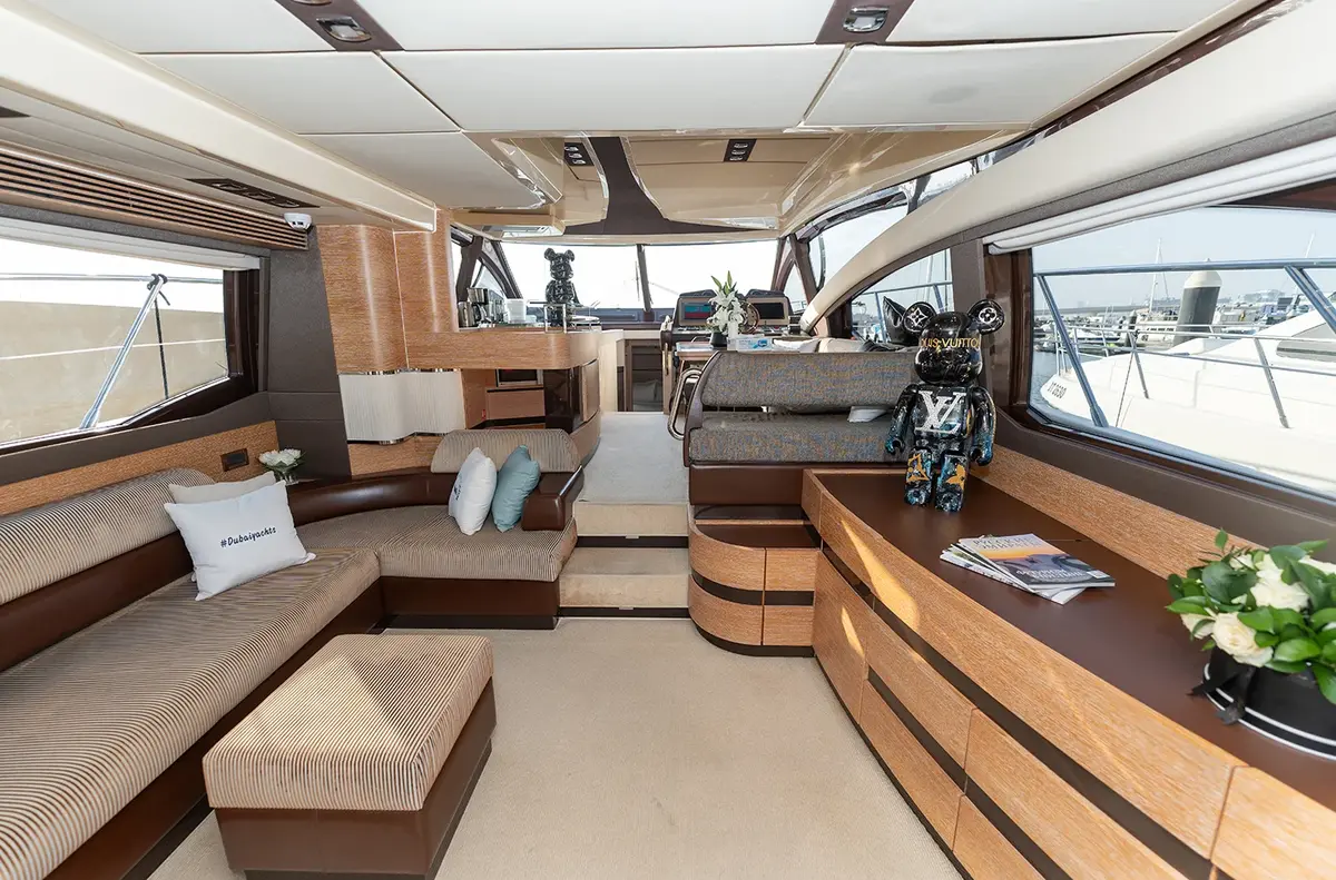 Eva 60 Azimut yacht helm station