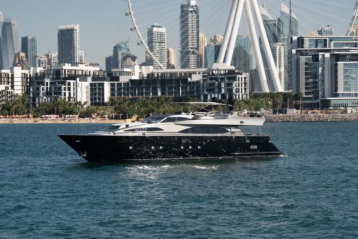 Triple 7 superyacht exterior cruising Dubai