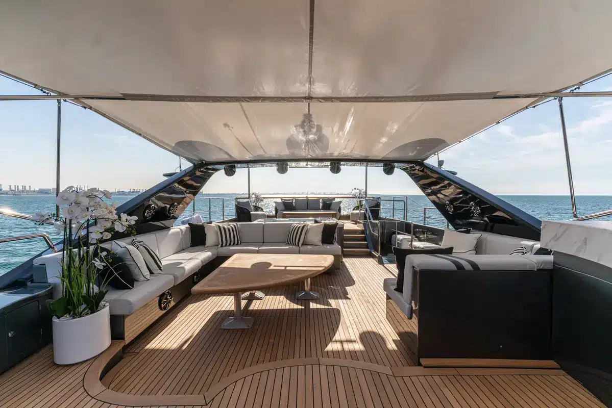 Triple 7 superyacht sundeck