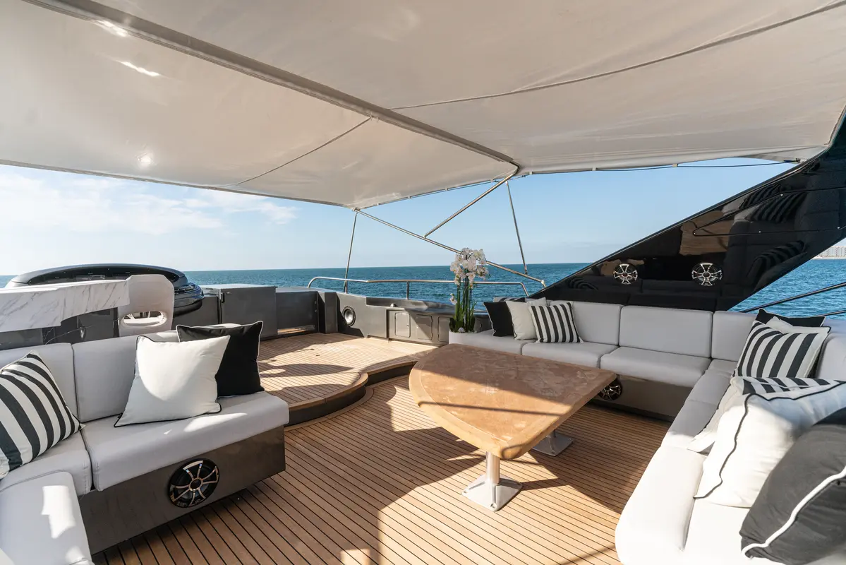 Triple 7 superyacht lounge seating