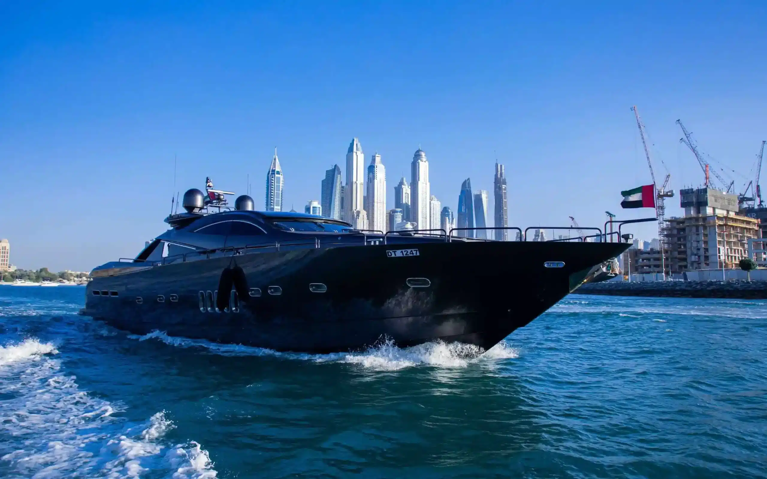 Black Predator 95 yacht rental Dubai photo 1