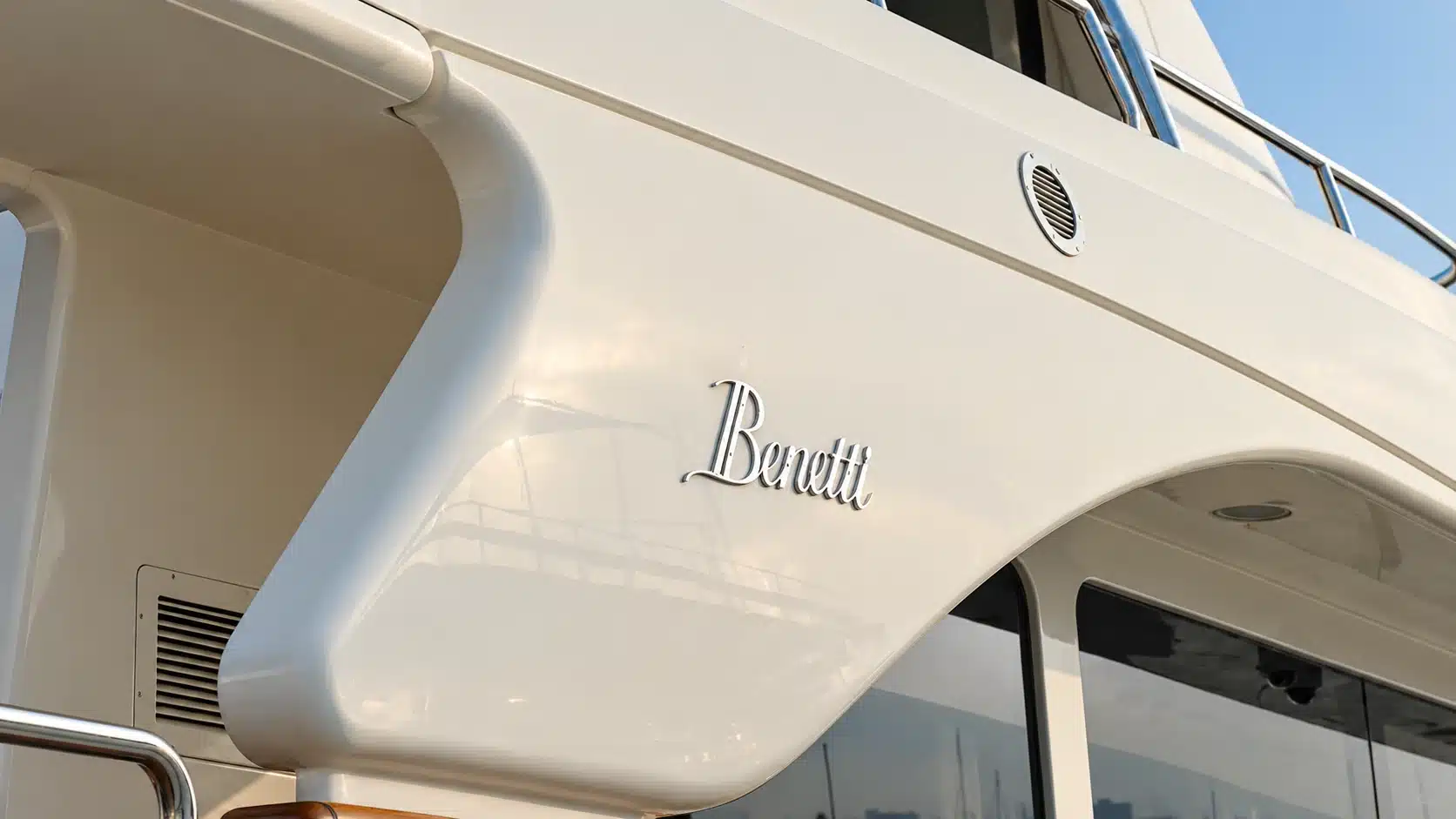 Benetti 120 yacht Benetti exterior hull detail