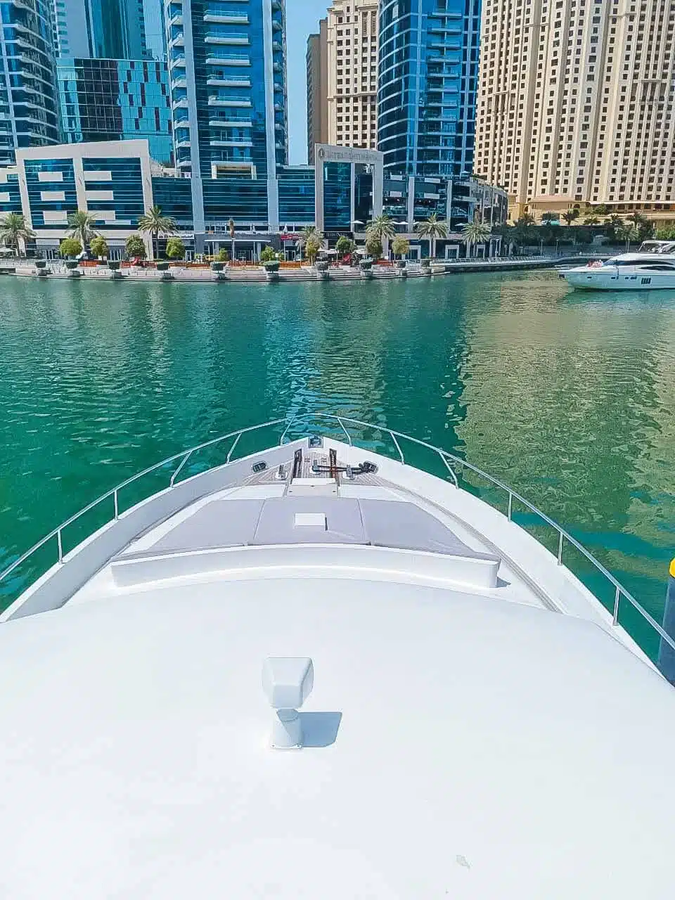 Vivir yacht exterior deck in Dubai Marina