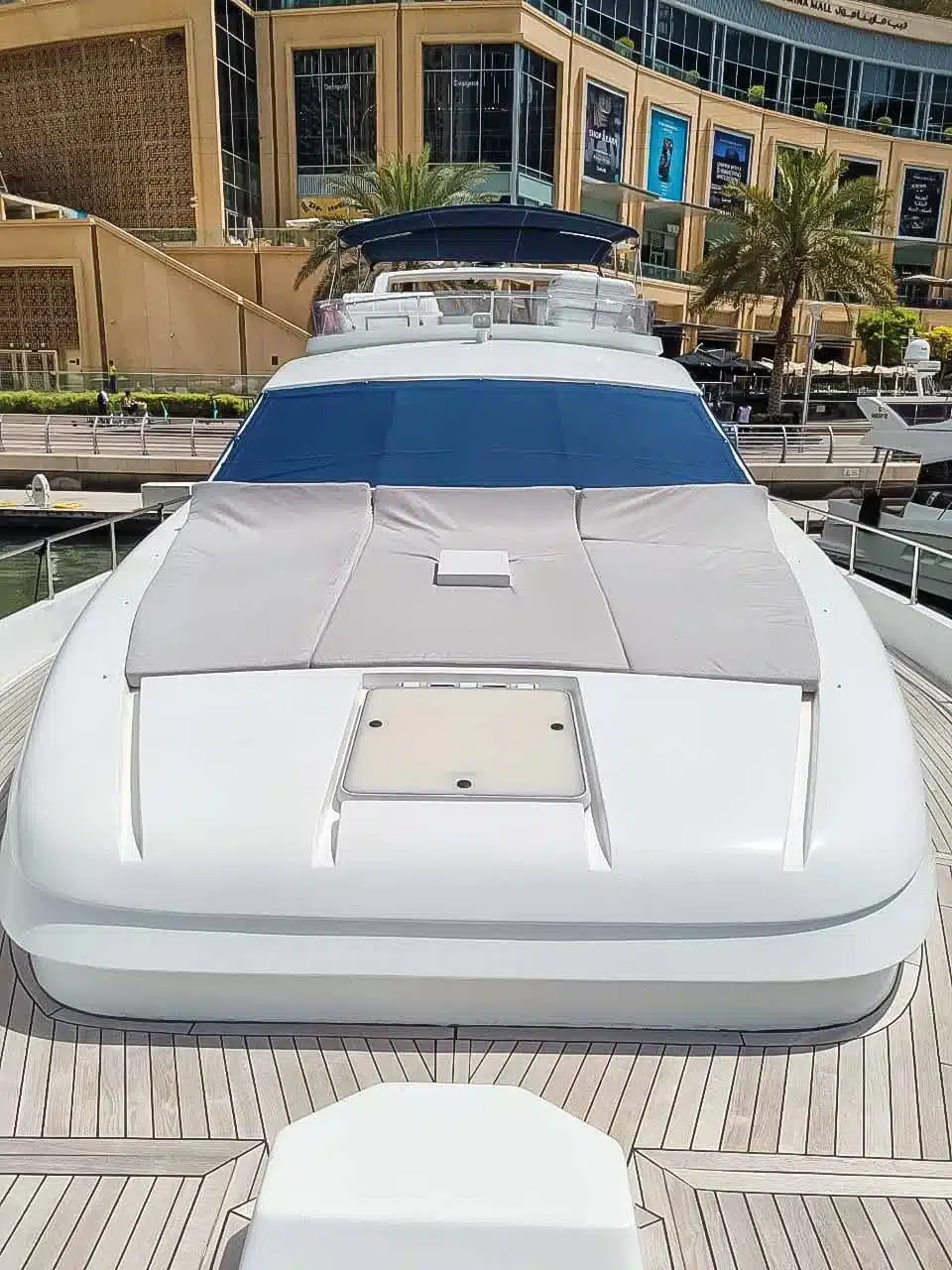 Vivir yacht exterior deck in Dubai Marina