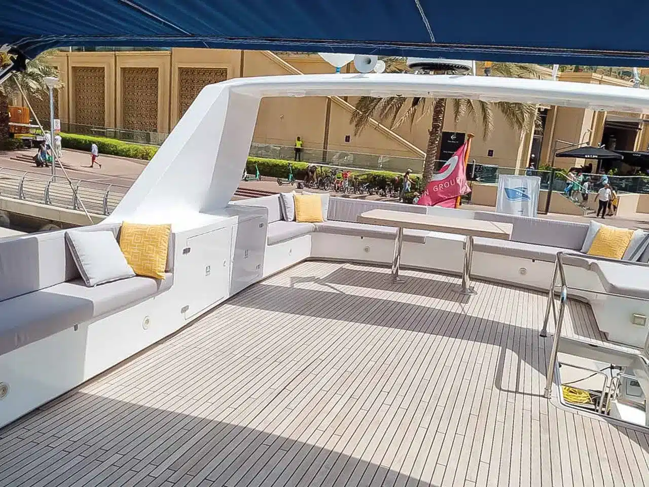 Vivir yacht flybridge lounge with skyline views