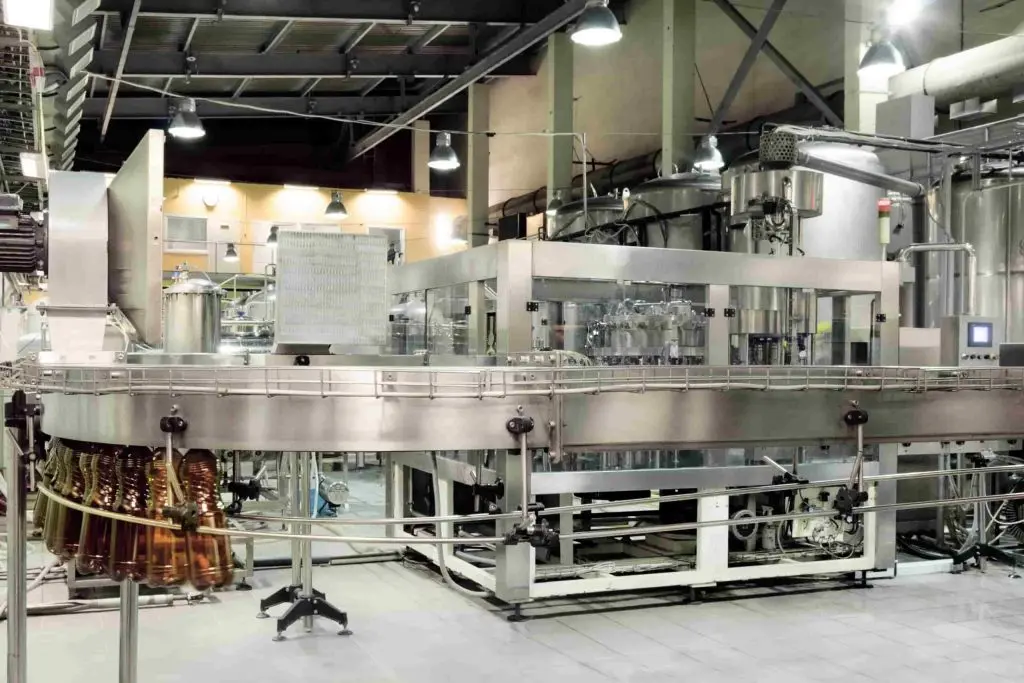 Une ligne d'usine en fonctionnement