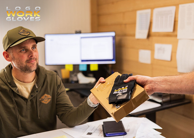 How Custom Work Gloves Improve Brand Awareness ROI