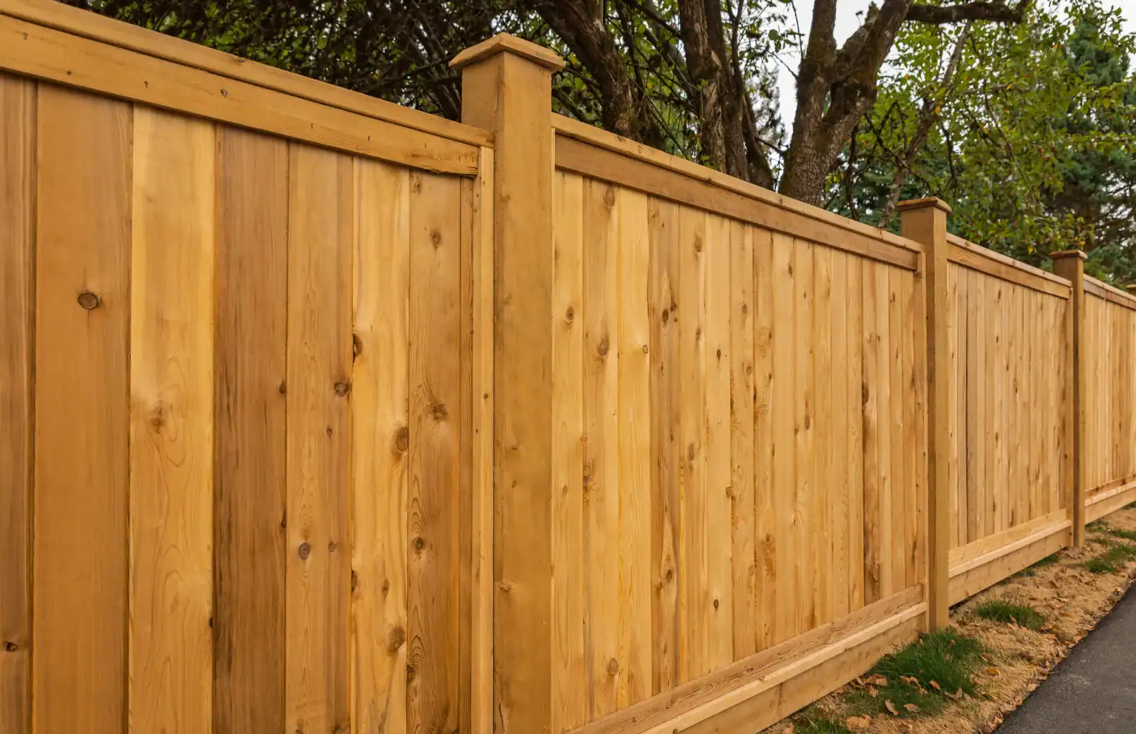 best fence for Alaska weather
