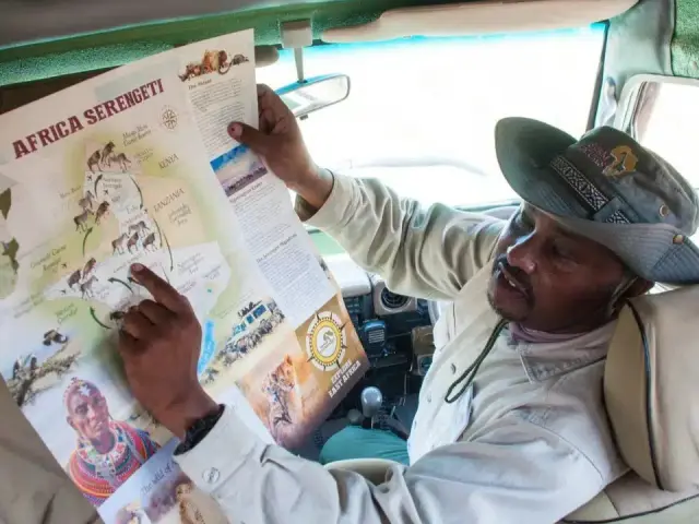 How Our Guides Turn Your Safari Into a Personalized Adventure