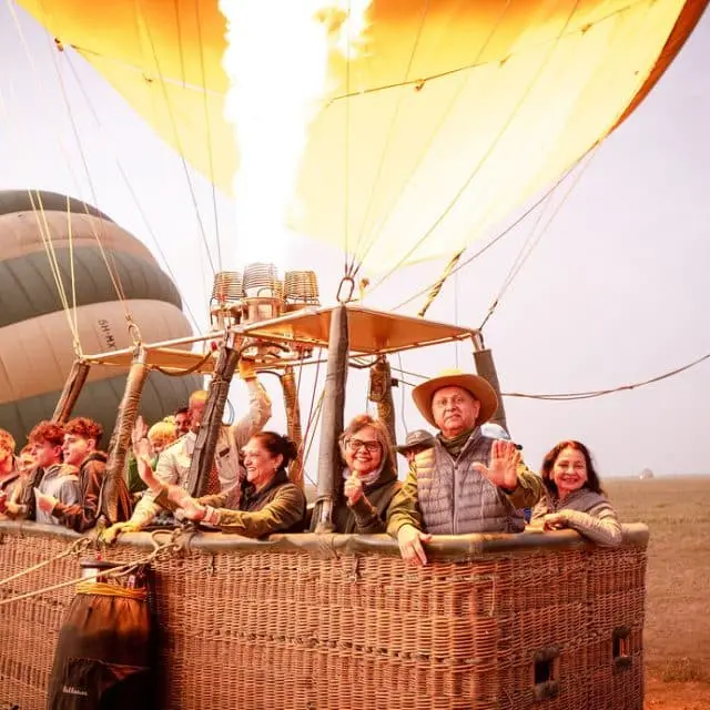 Serengeti hot air balloon experience