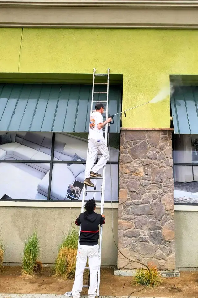 pressure washing service Coachella Valley (1)