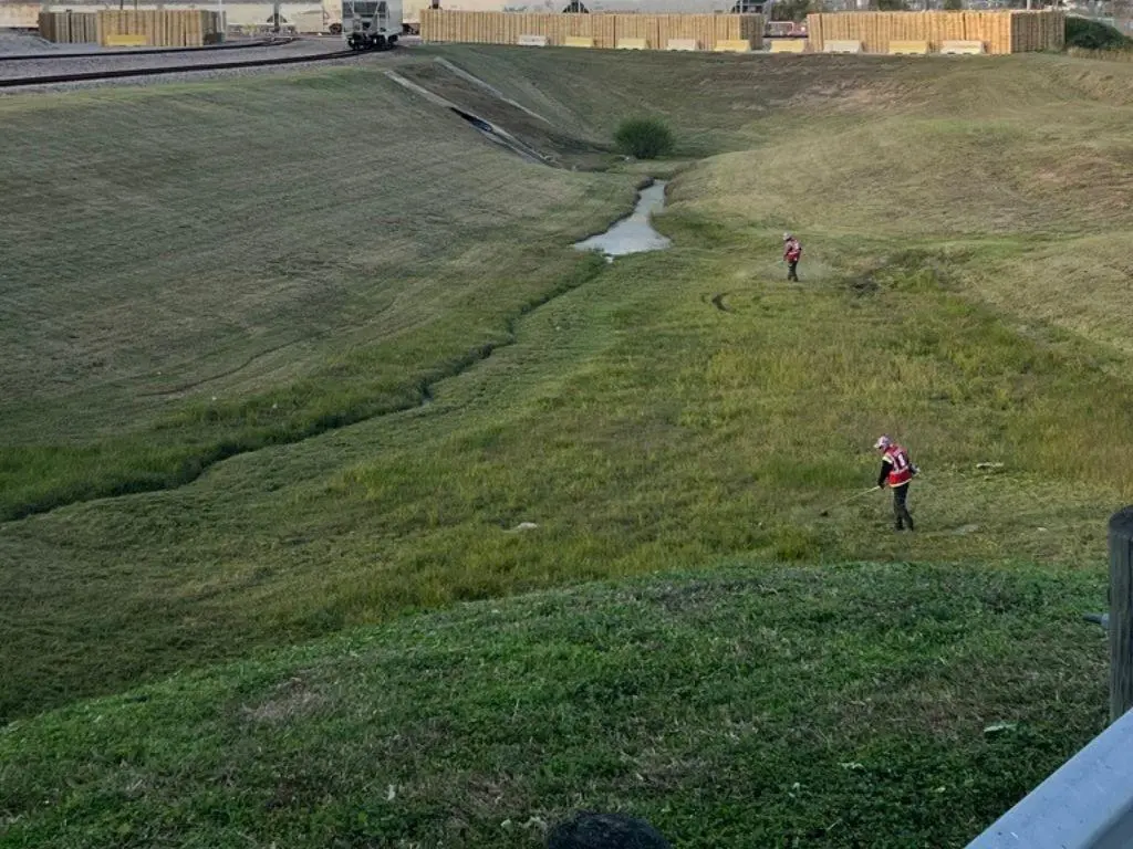 Stronghold Vegetation Management 16710 County Rd 569 Rosharon, TX 77583, USA 281 369 0321 commercial land clearing