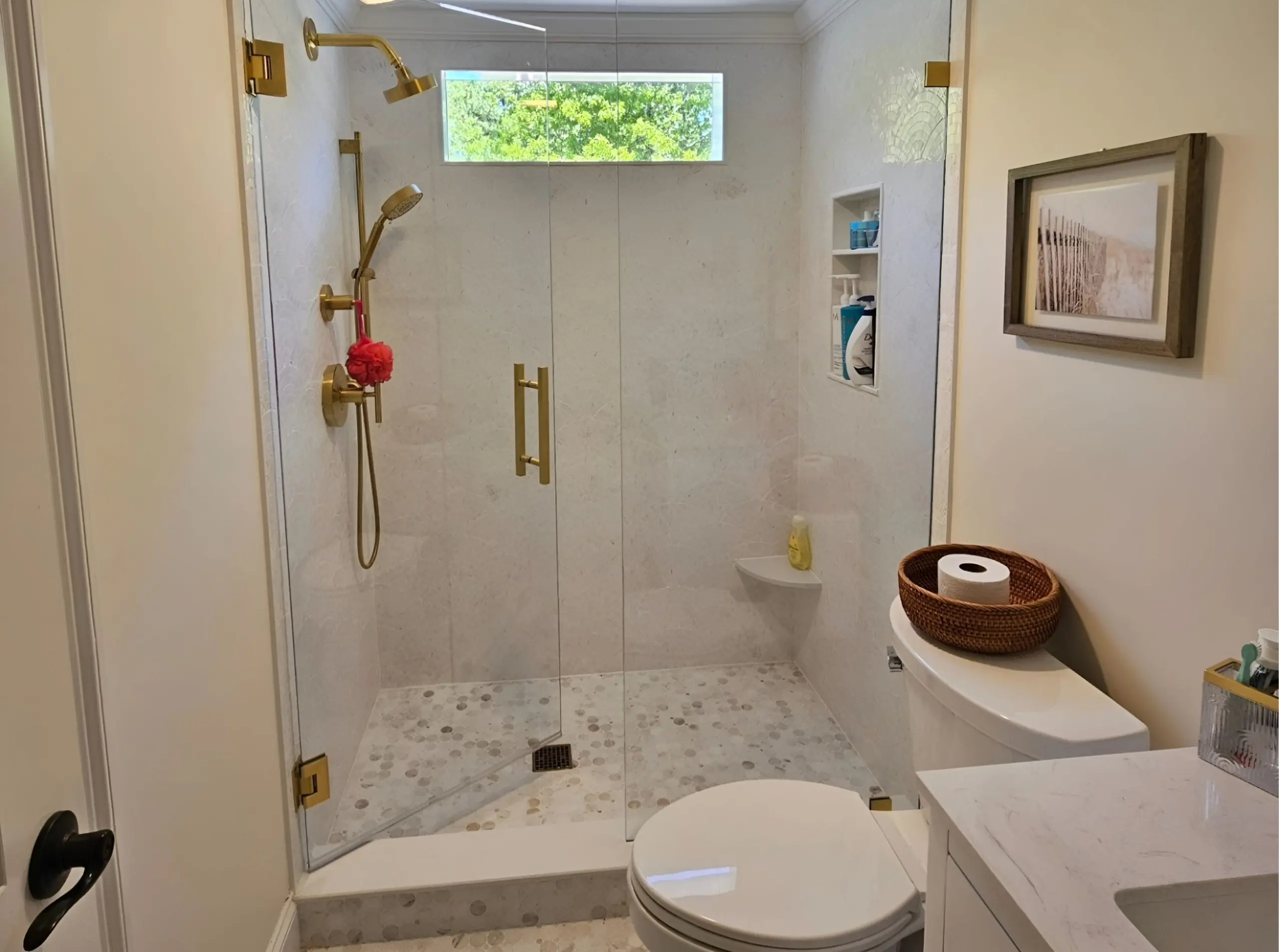Minimalist bathroom design after remodel