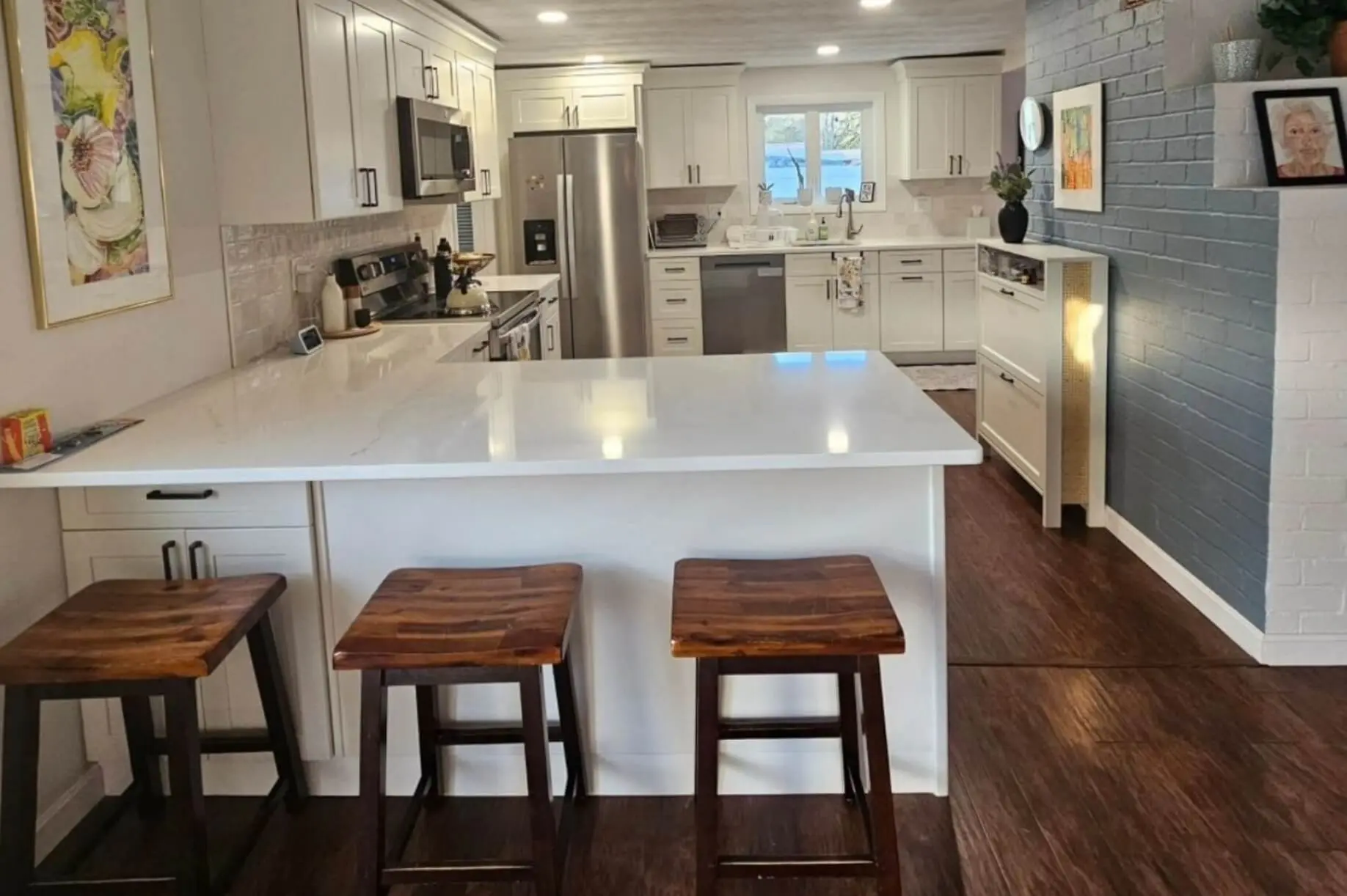 Modern kitchen remodeling with sleek cabinets – home remodeling Marlborough MA