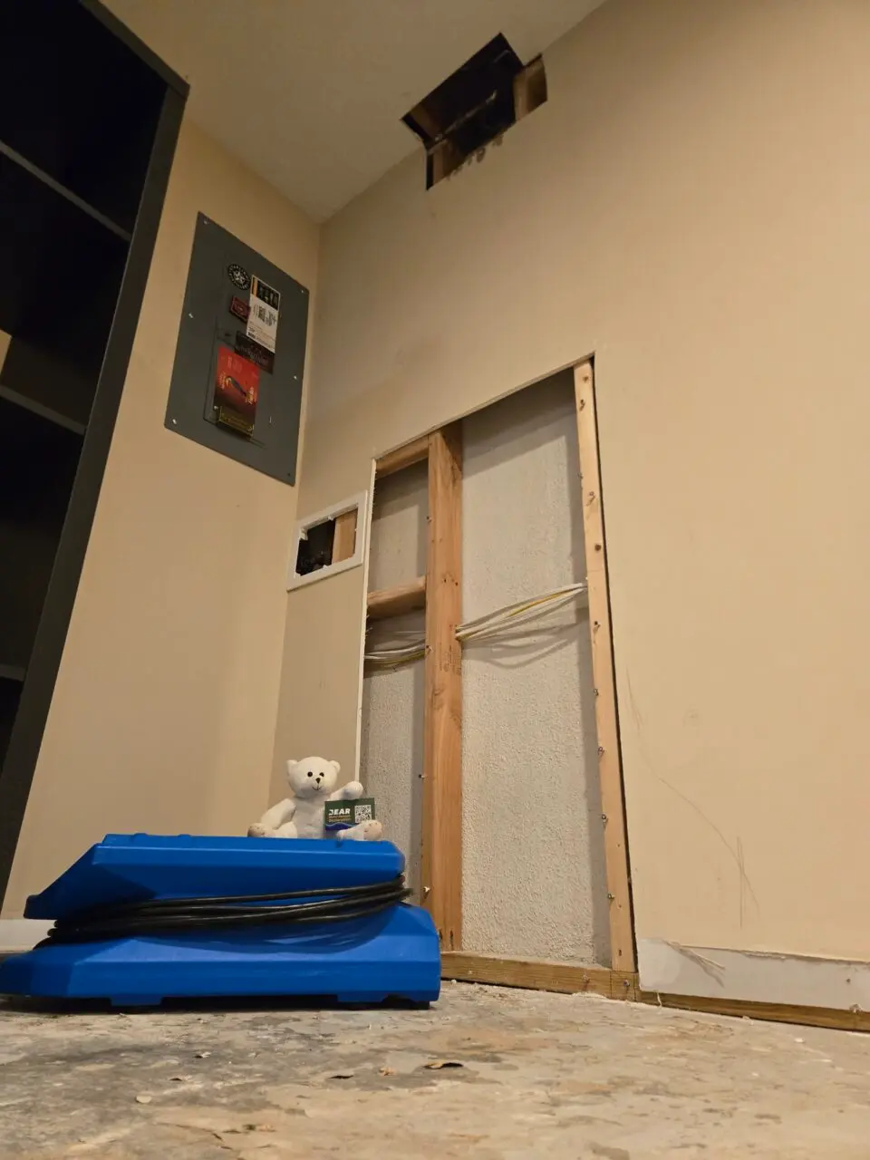 Water Damage Restoration from a Pipe Leak in Fern Creek, KY