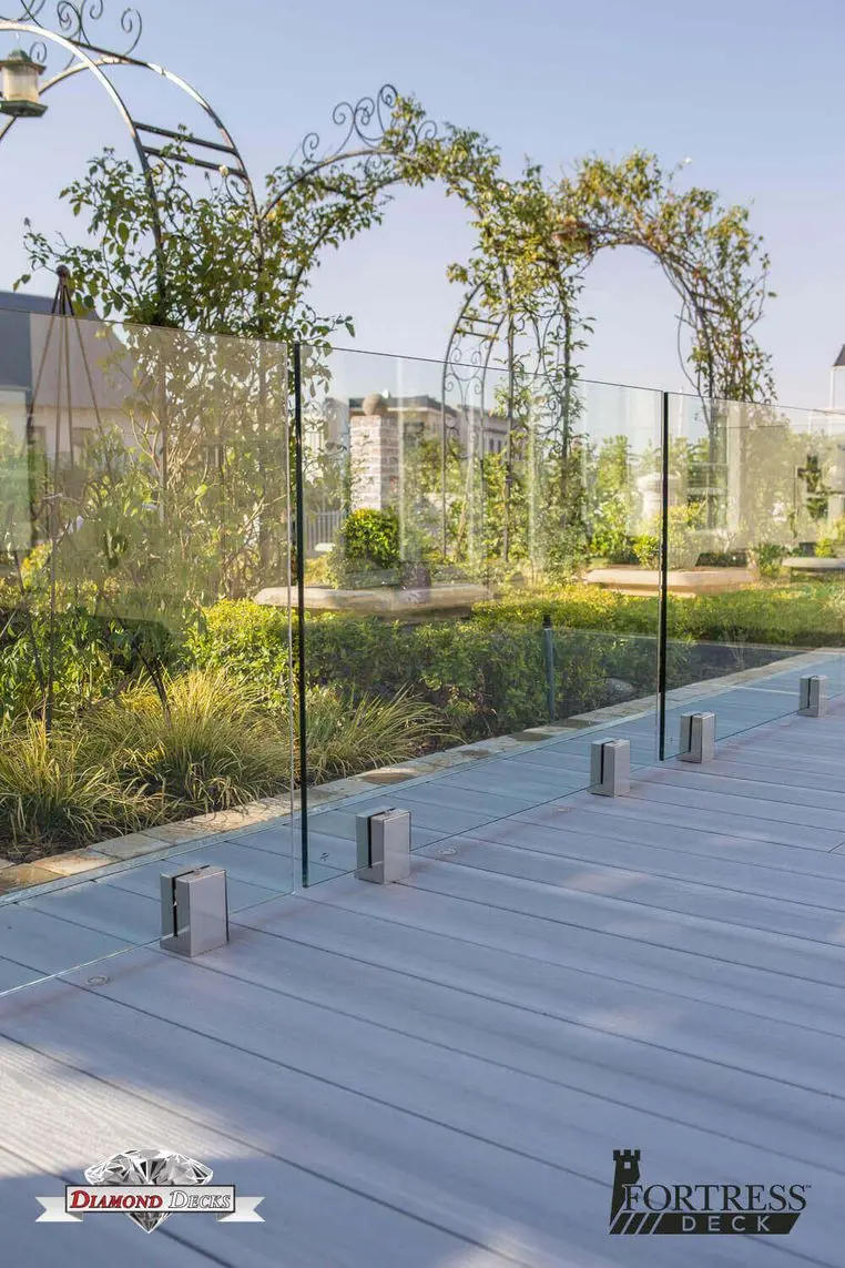 Fortress-Deck_Lifestyle_NewmarkEstate_081