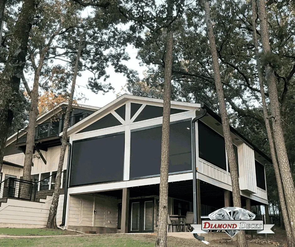Motorized patio sun shade by Diamond Decks