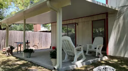 PATIOS 136