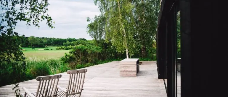 How to Prepare and Protect Your Deck for the Winter Season