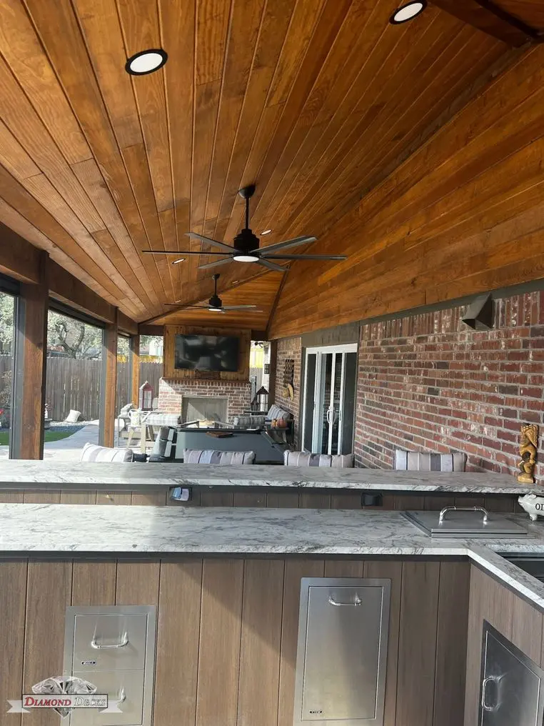 Custom patio cover project by Diamond Decks in San Antonio, TX (project photo 3)