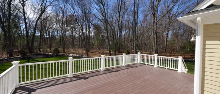 Composite Decking: Top 5 Benefits of Composite Decks