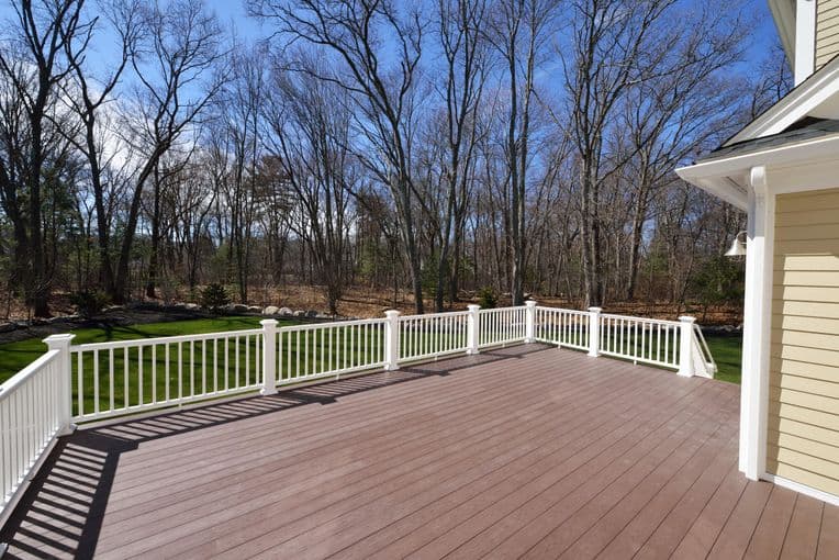 5 Benefits of Composite Decks