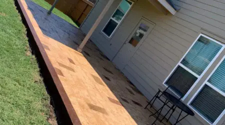 PATIOS 135