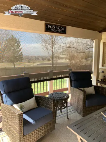 Motorized patio sun shade by Diamond Decks