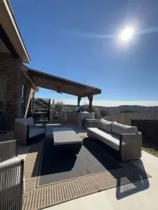 Outdoor Kitchen