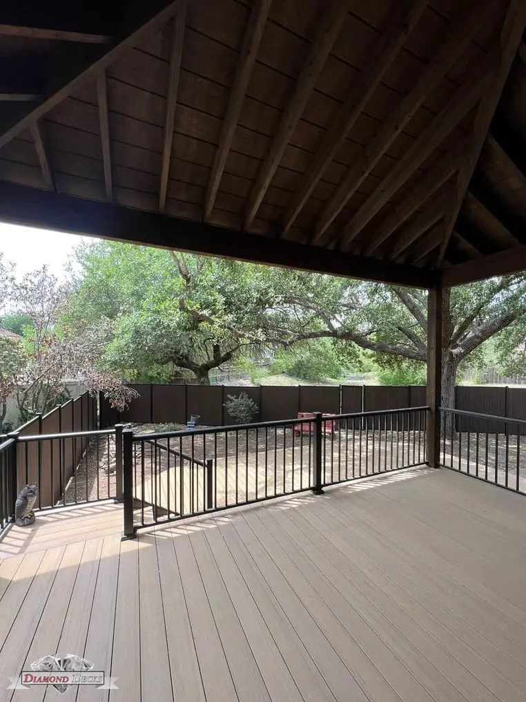 Custom patio cover project by Diamond Decks in San Antonio, TX (project photo 7)
