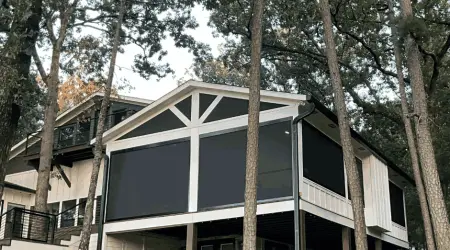 Motorized patio sun shade by Diamond Decks