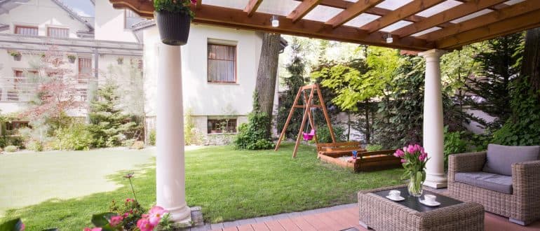Hiring a Pergola Builder: Is It Worth the Investment for Your Home?