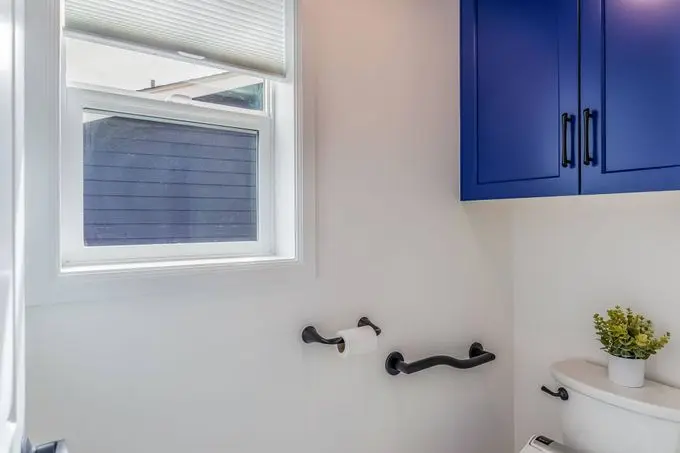 Johnson Project – Snoqualmie, WA – Primary Bath 12