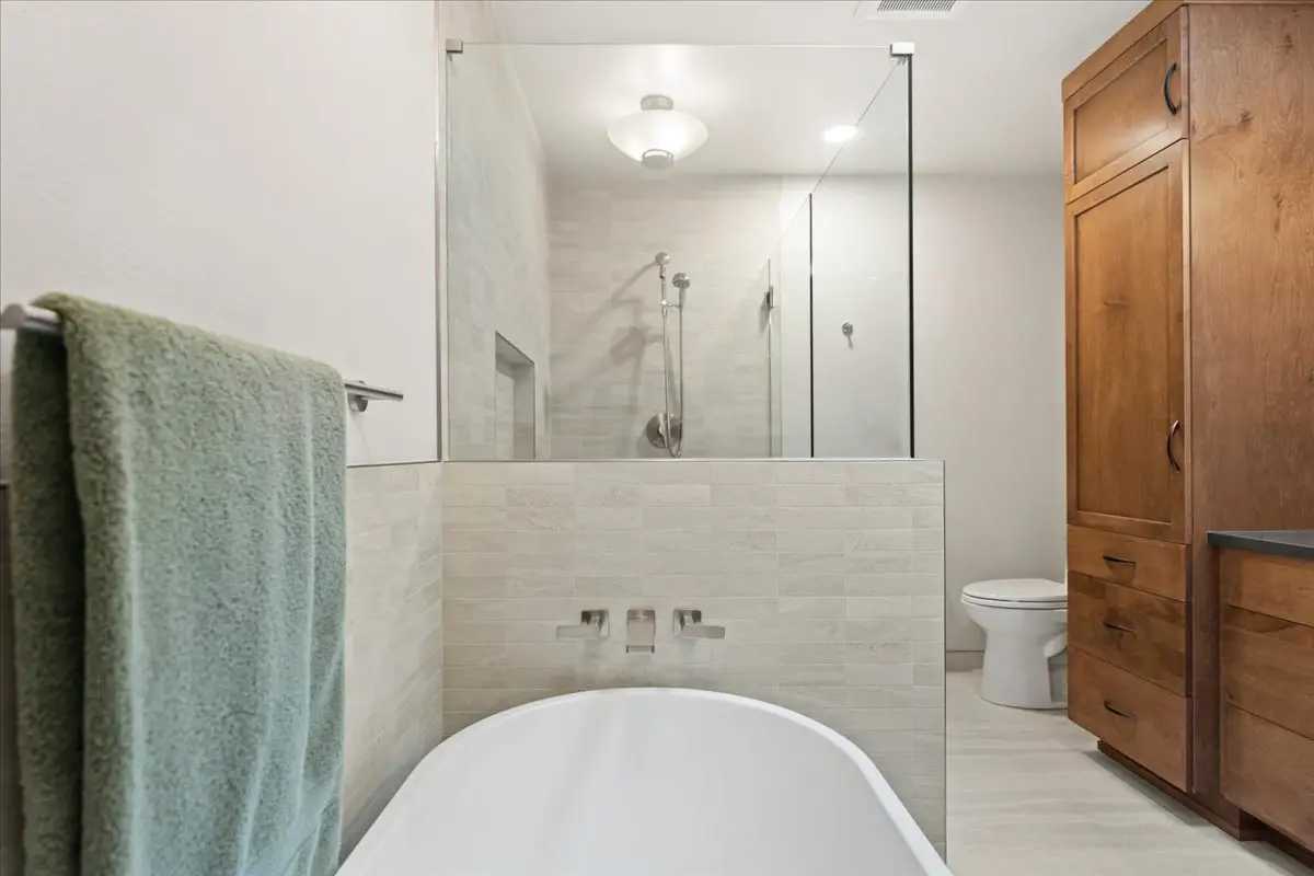Woodinville Bathroom Remodel 11