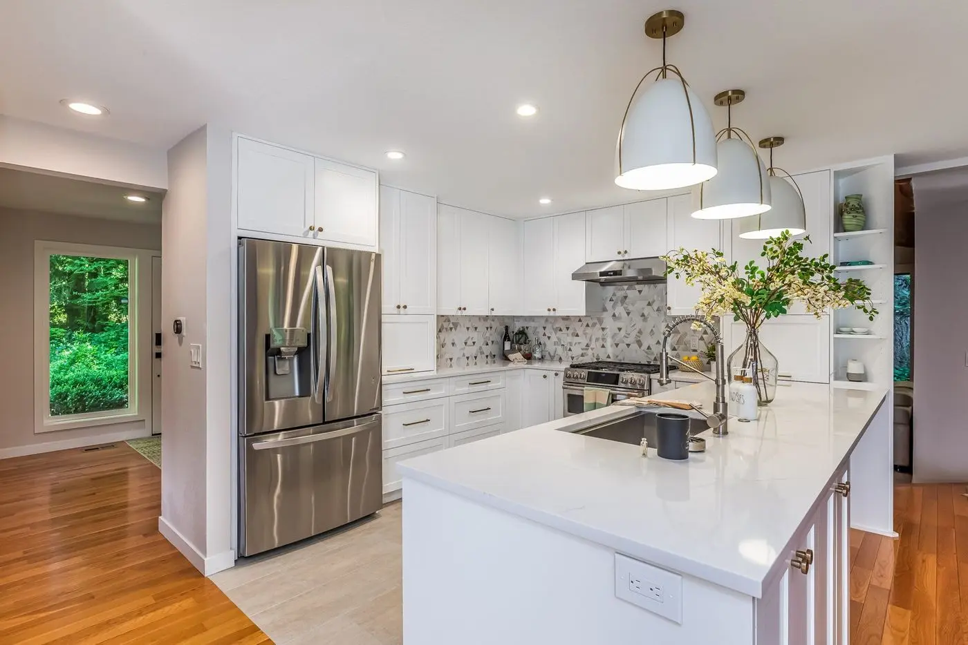 Custom kitchen remodel in Redmond, WA by Higgason Homes