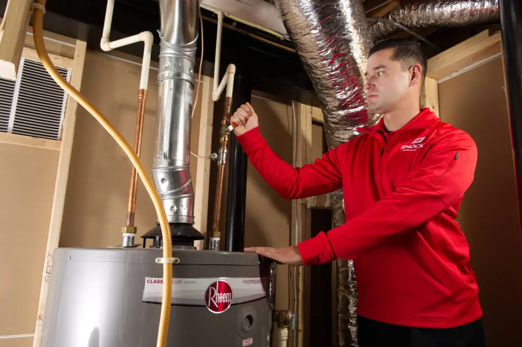 smock worker fixing furnace germantown md