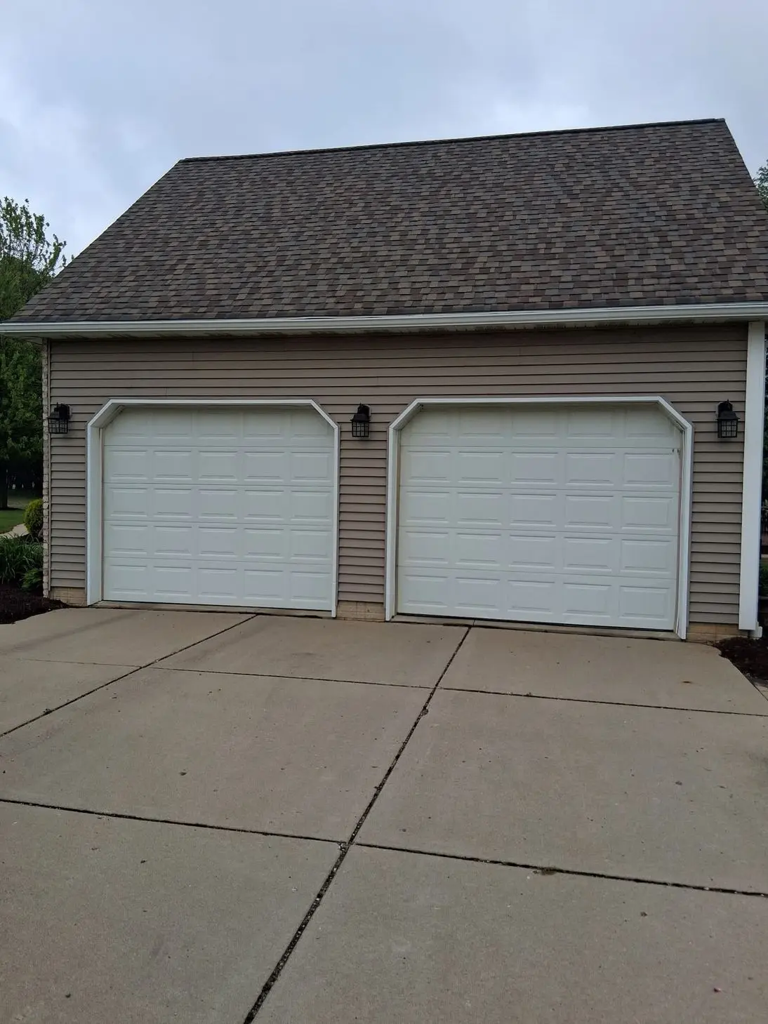 Grand River Garage Door opener repair