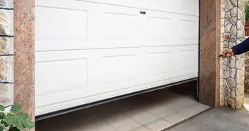 garage door with weather seal