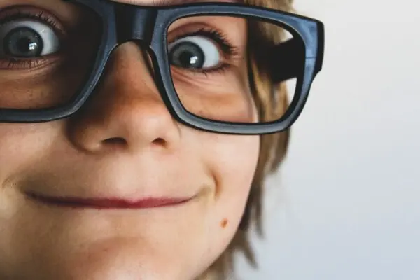 girl wearing specs close up