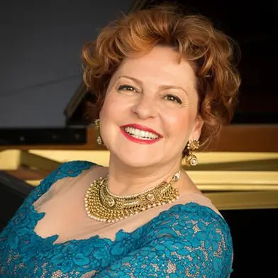 Anya Grokhovski, DMA